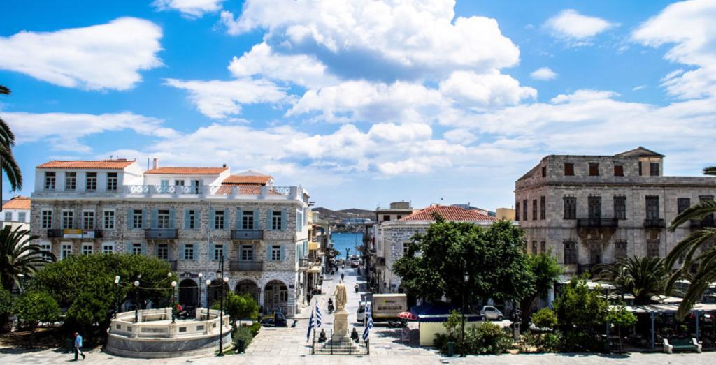 Ermoupoli, Syros City Apartments Eksteriør billede